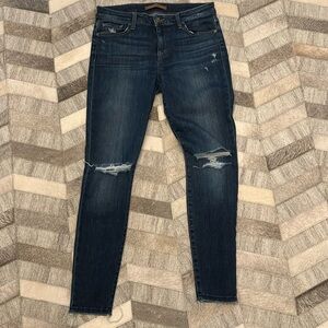 Joes jeans size 29 skinny ankle with knee rips
